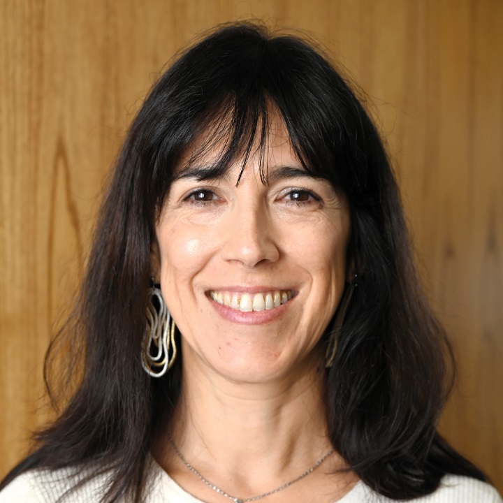 Lic. Ariana GÓMEZ